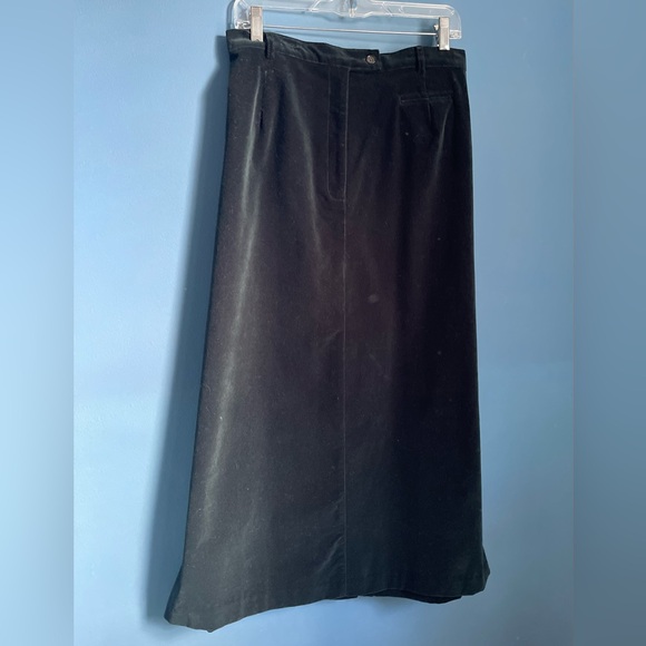 Talbots Dresses & Skirts - Talbots Classic Maxi Skirt Size 20 Dark Green Velveteen 96% Cotton Lined